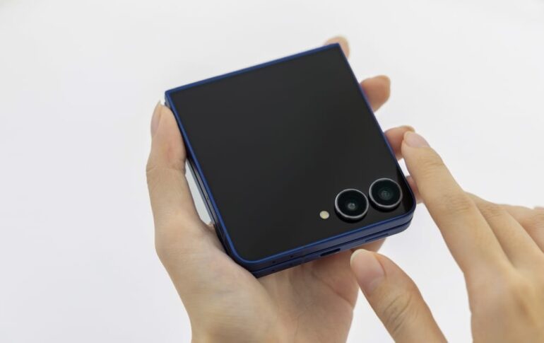 A Virada do Jogo: Como o Samsung Galaxy Z Flip 7 Finalmente Amadureceu