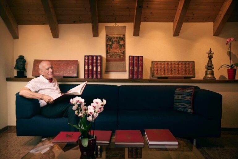 Bonhams Hong Kong leiloa coleção himalaia do estudioso Ulrich von Schroeder